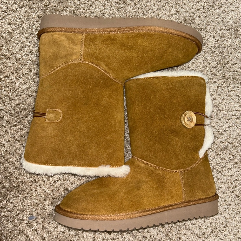 Koolaburra by UGG boots